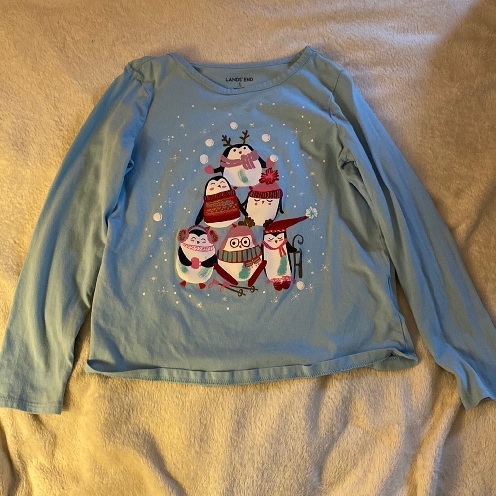 Girls Land’s End adorable long sleeve penguin top size 67/8 EUC